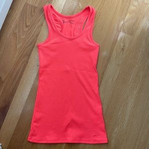Women’s Under Armour tank top